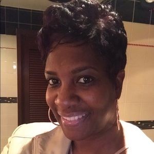 Meet your Posher, Lavette